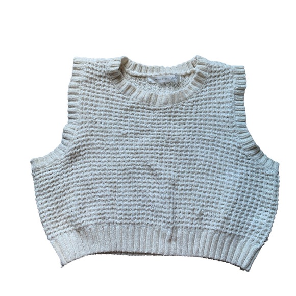 Altar'd State Sweaters - Altar'd State Cream Textured Knit Sweater Vest L